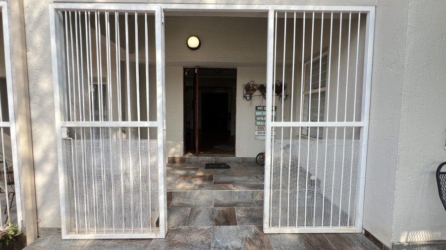 3 Bedroom Property for Sale in Rangeview Gauteng