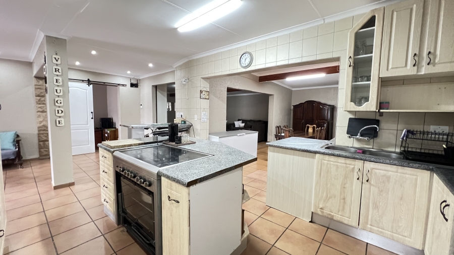 3 Bedroom Property for Sale in Rangeview Gauteng
