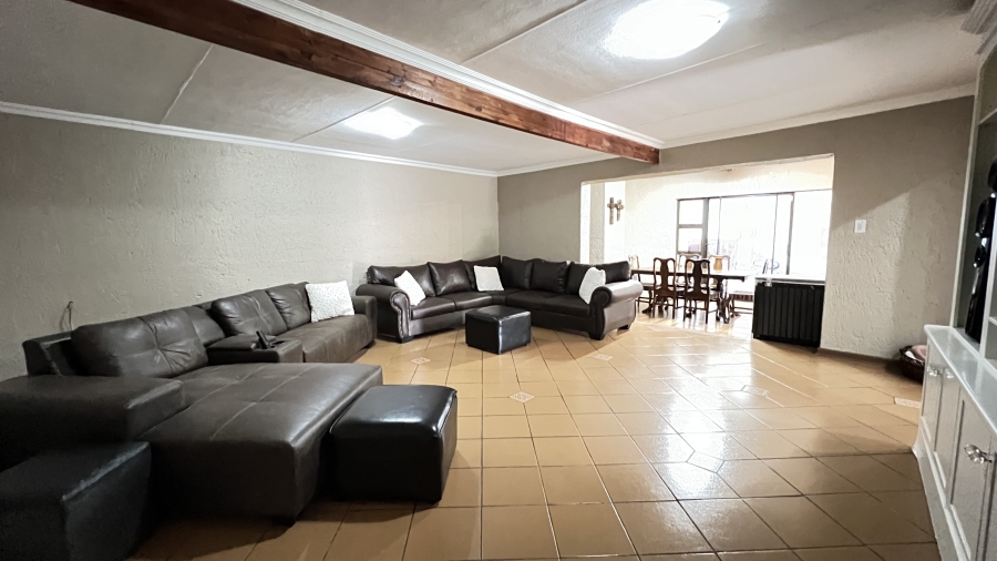 3 Bedroom Property for Sale in Rangeview Gauteng