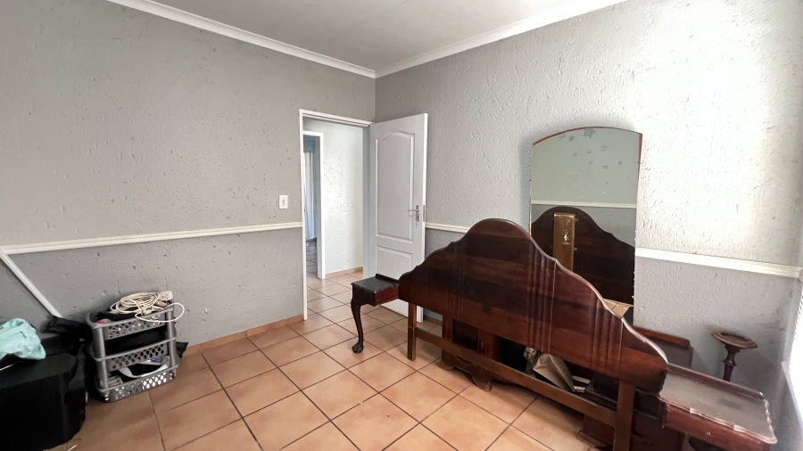 3 Bedroom Property for Sale in Rangeview Gauteng