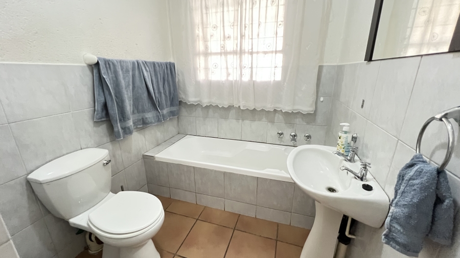 3 Bedroom Property for Sale in Rangeview Gauteng
