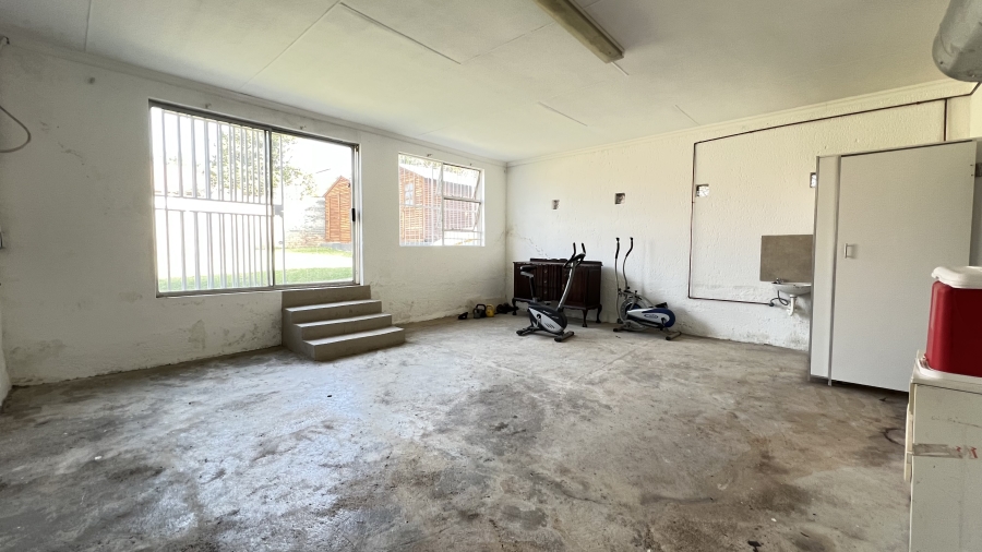 3 Bedroom Property for Sale in Rangeview Gauteng