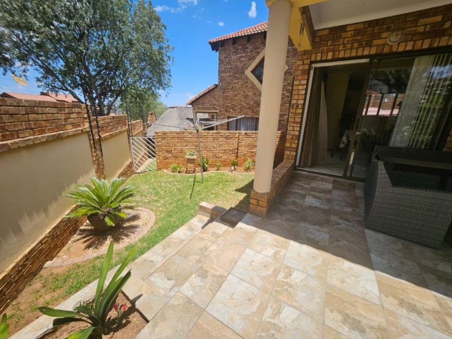 2 Bedroom Property for Sale in Winchester Hills Gauteng
