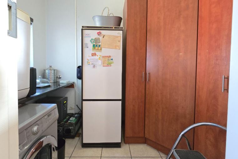 3 Bedroom Property for Sale in Oakdene Gauteng