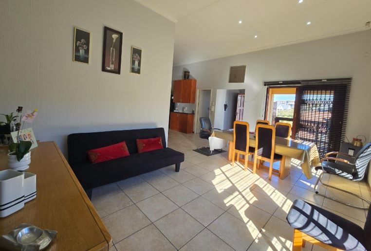 3 Bedroom Property for Sale in Oakdene Gauteng
