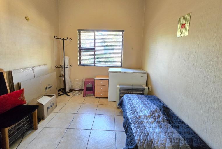 3 Bedroom Property for Sale in Oakdene Gauteng