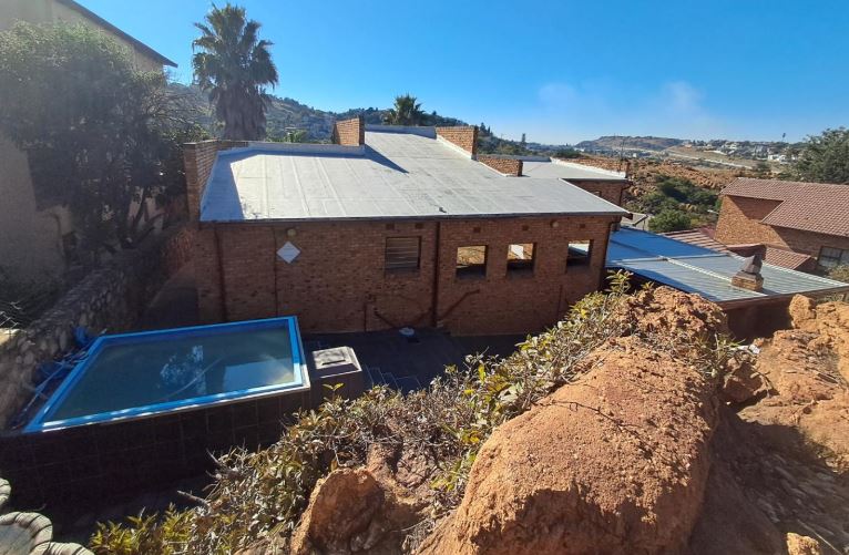 3 Bedroom Property for Sale in Oakdene Gauteng