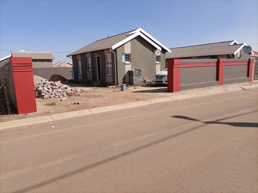 3 Bedroom Property for Sale in Savanna City Gauteng