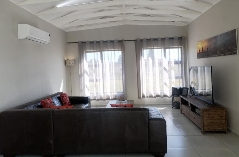 3 Bedroom Property for Sale in Blue Saddle Ranches Gauteng