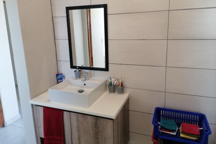 3 Bedroom Property for Sale in Blue Saddle Ranches Gauteng