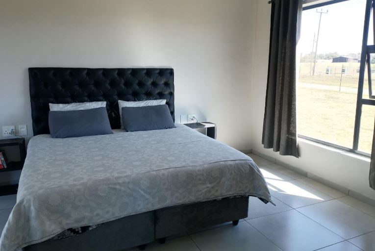 3 Bedroom Property for Sale in Blue Saddle Ranches Gauteng