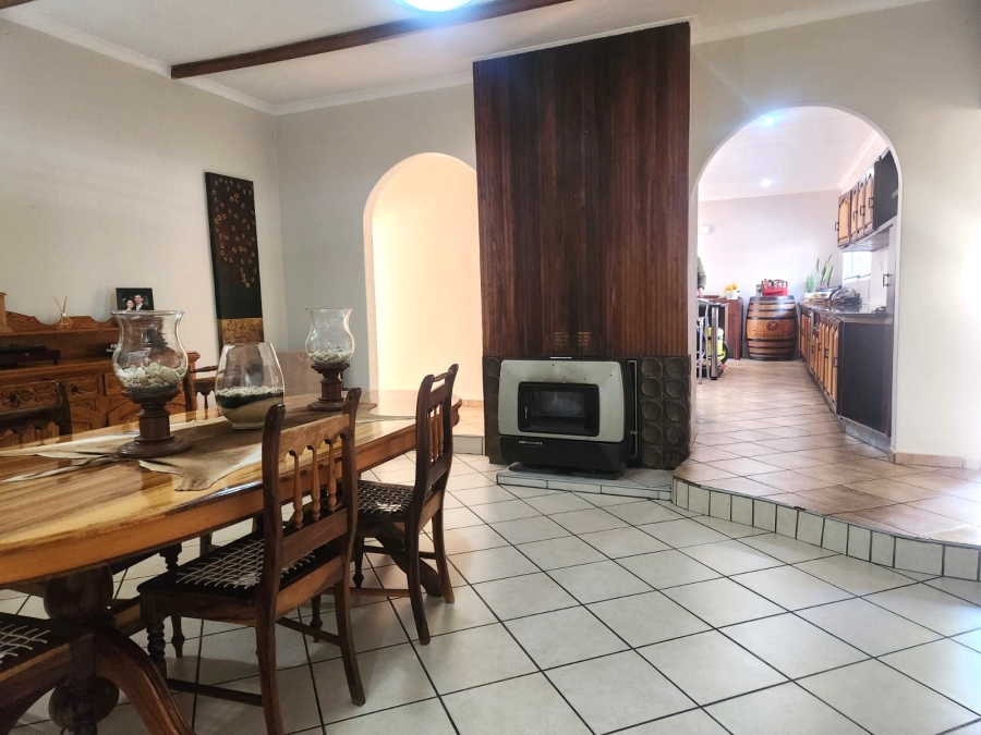 3 Bedroom Property for Sale in Glen Marais Gauteng