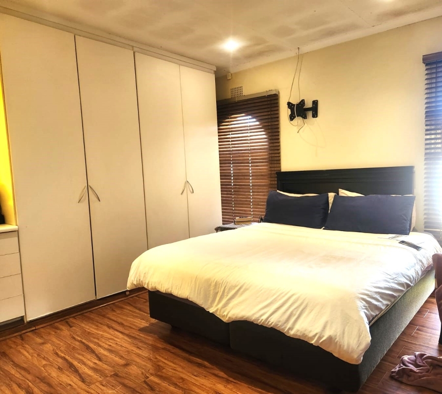 3 Bedroom Property for Sale in Glen Marais Gauteng