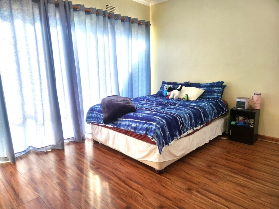 3 Bedroom Property for Sale in Glen Marais Gauteng