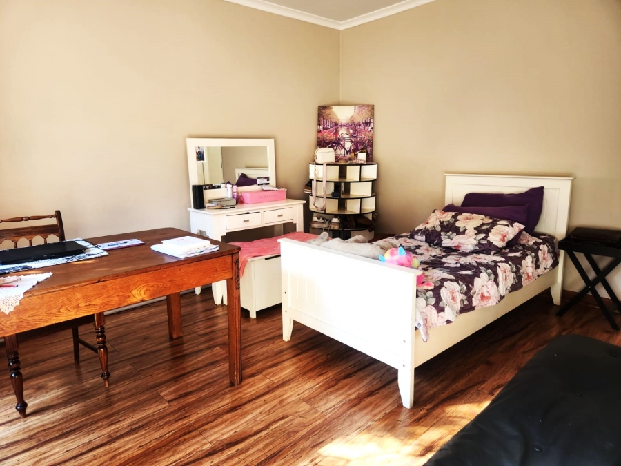 3 Bedroom Property for Sale in Glen Marais Gauteng