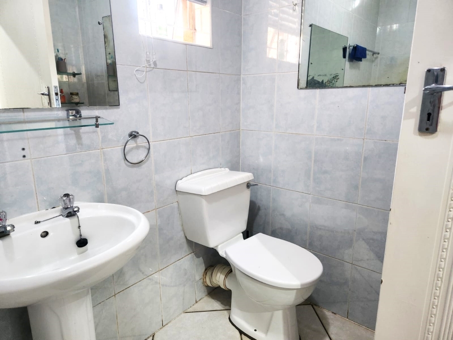 3 Bedroom Property for Sale in Glen Marais Gauteng