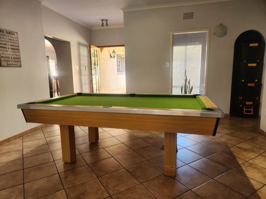 3 Bedroom Property for Sale in Glen Marais Gauteng