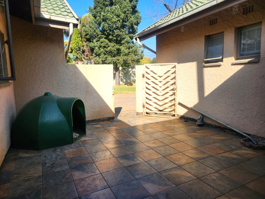 3 Bedroom Property for Sale in Glen Marais Gauteng