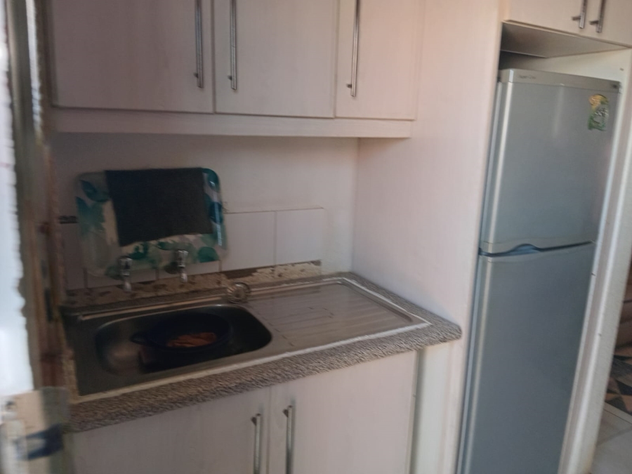 2 Bedroom Property for Sale in Windmill Park Gauteng