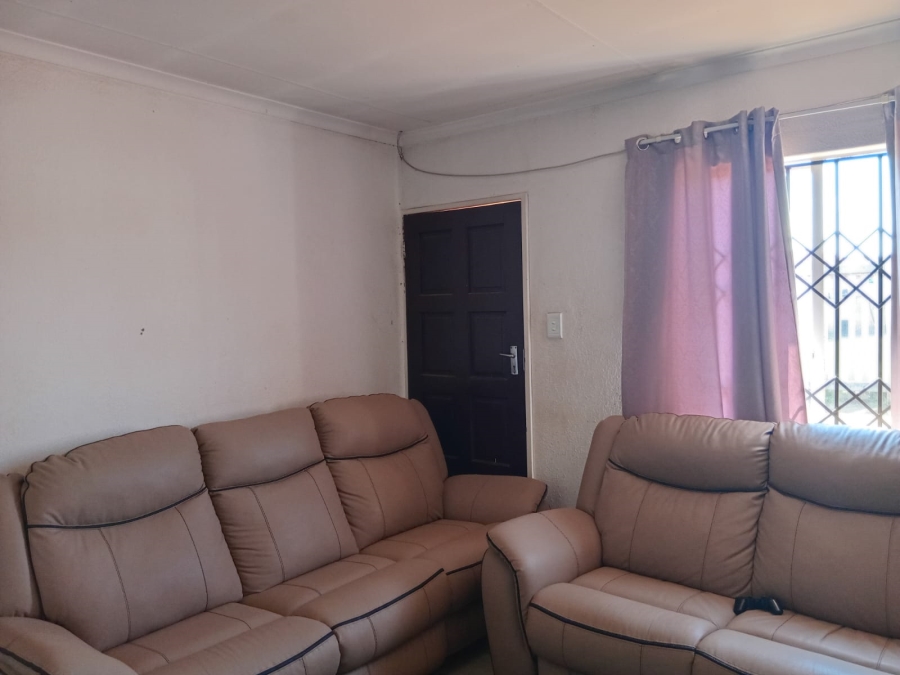 2 Bedroom Property for Sale in Windmill Park Gauteng