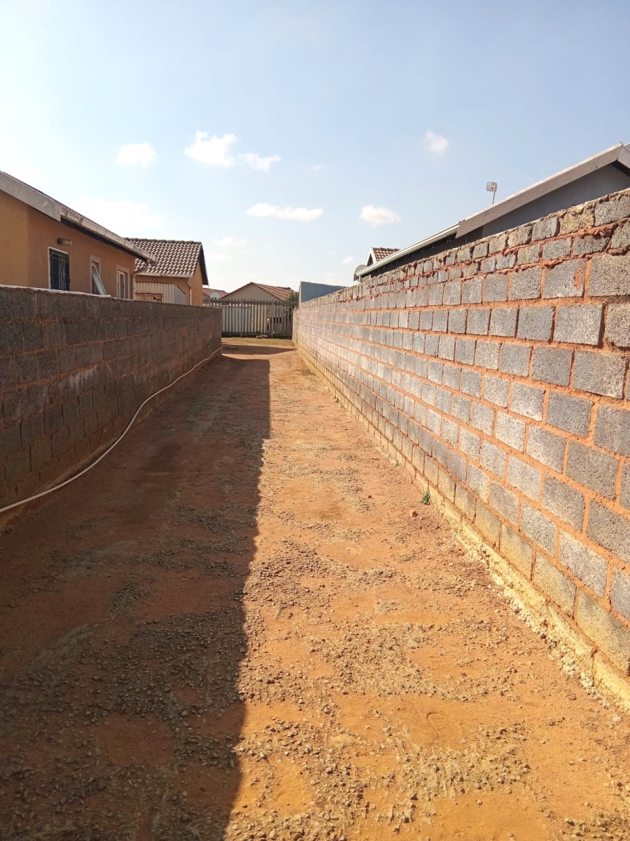 2 Bedroom Property for Sale in Windmill Park Gauteng