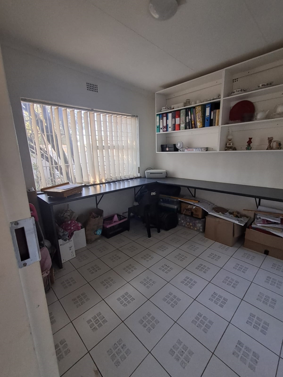 3 Bedroom Property for Sale in Brackenhurst Gauteng