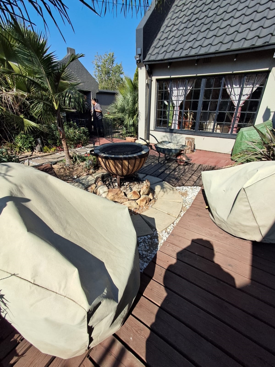 4 Bedroom Property for Sale in Verwoerdpark Gauteng