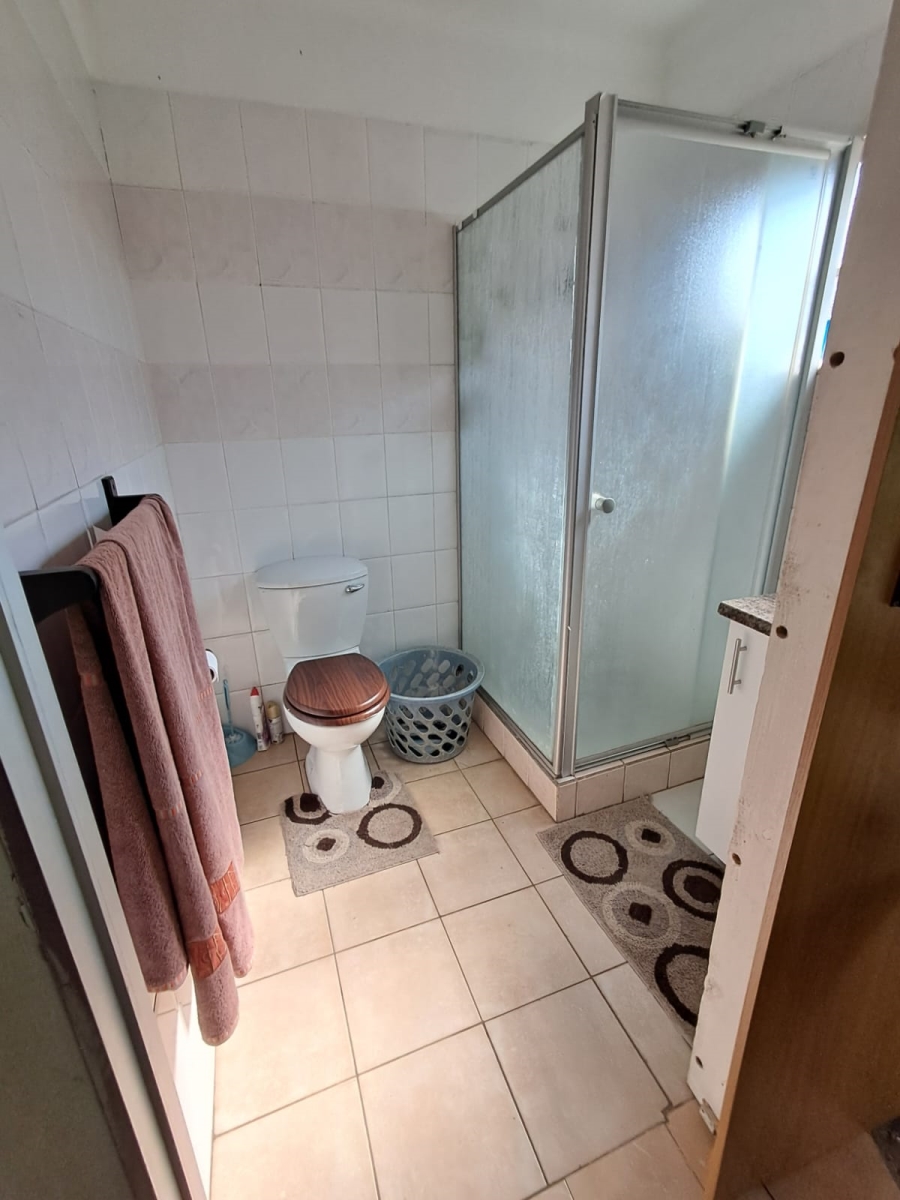 4 Bedroom Property for Sale in Verwoerdpark Gauteng