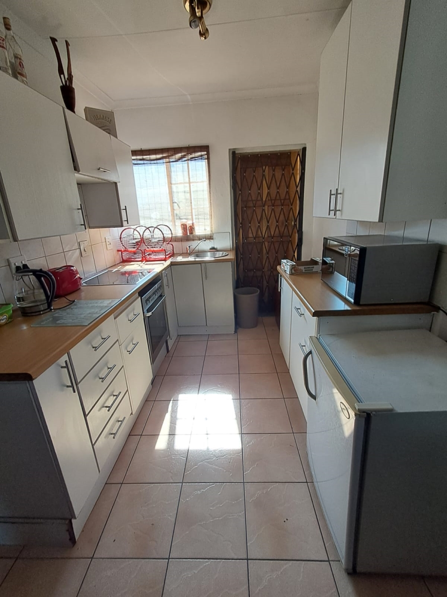 4 Bedroom Property for Sale in Verwoerdpark Gauteng
