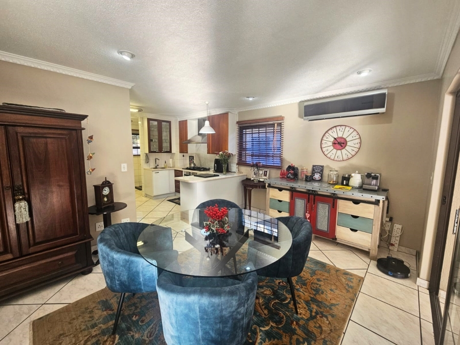 To Let 4 Bedroom Property for Rent in Brummeria Gauteng