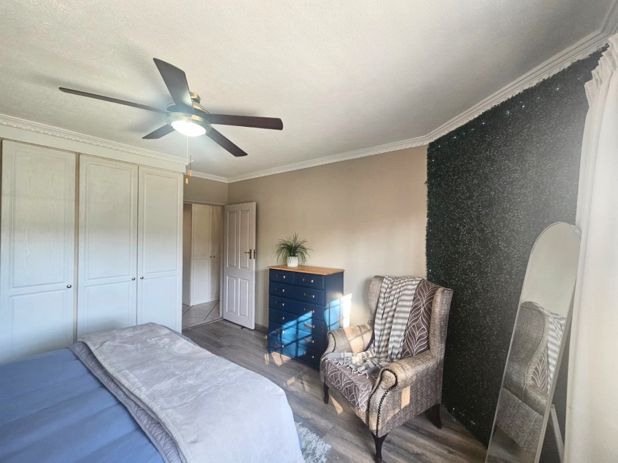 To Let 4 Bedroom Property for Rent in Brummeria Gauteng