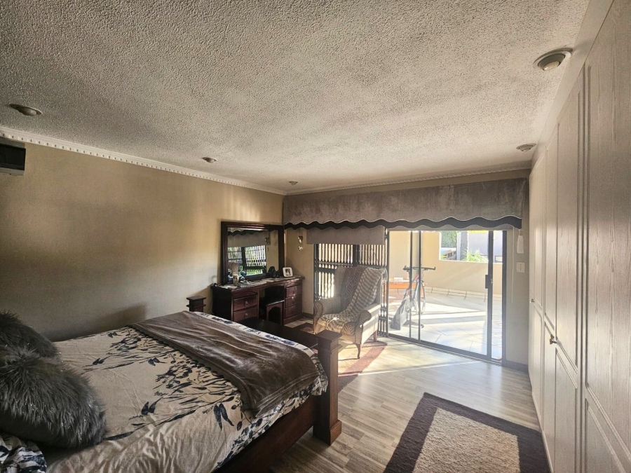 To Let 4 Bedroom Property for Rent in Brummeria Gauteng