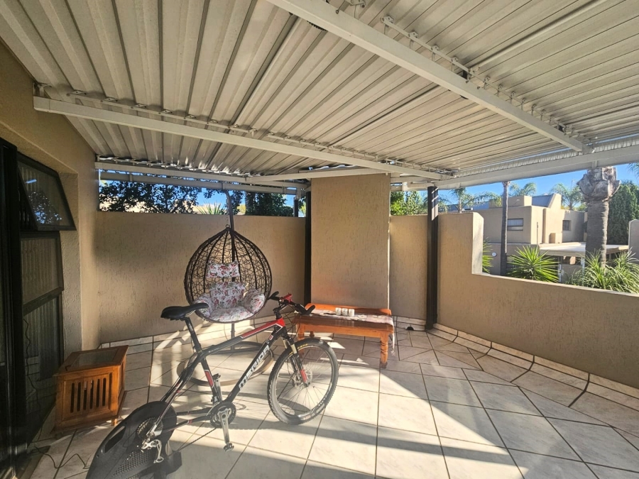 To Let 4 Bedroom Property for Rent in Brummeria Gauteng