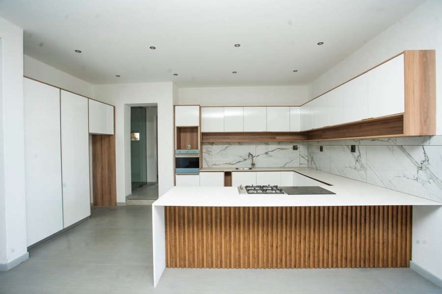 5 Bedroom Property for Sale in Serengeti Lifestyle Estate Gauteng