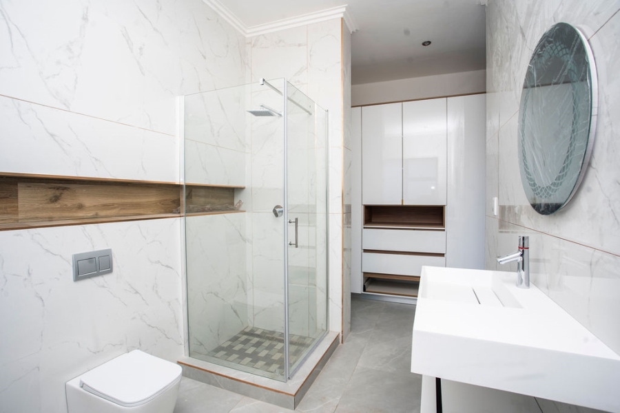 5 Bedroom Property for Sale in Serengeti Lifestyle Estate Gauteng