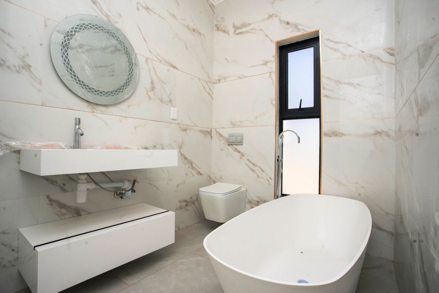 5 Bedroom Property for Sale in Serengeti Lifestyle Estate Gauteng