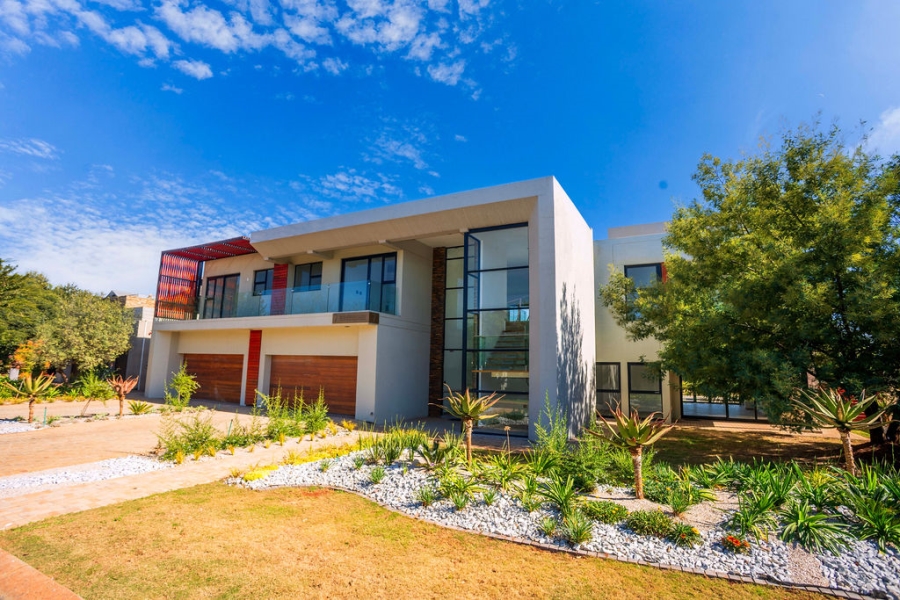 5 Bedroom Property for Sale in Serengeti Lifestyle Estate Gauteng