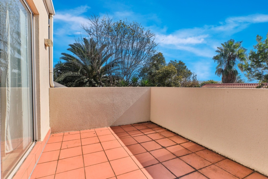 3 Bedroom Property for Sale in Barbeque Downs Gauteng