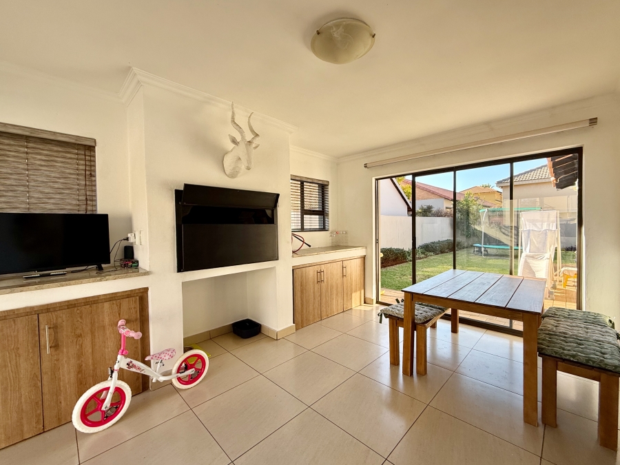 3 Bedroom Property for Sale in The Meadows Gauteng