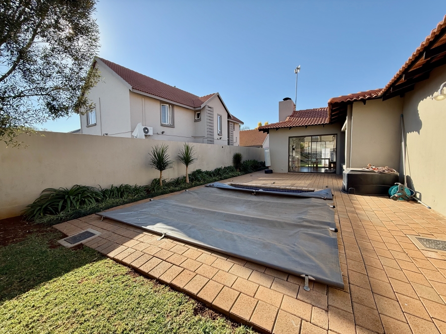 3 Bedroom Property for Sale in The Meadows Gauteng