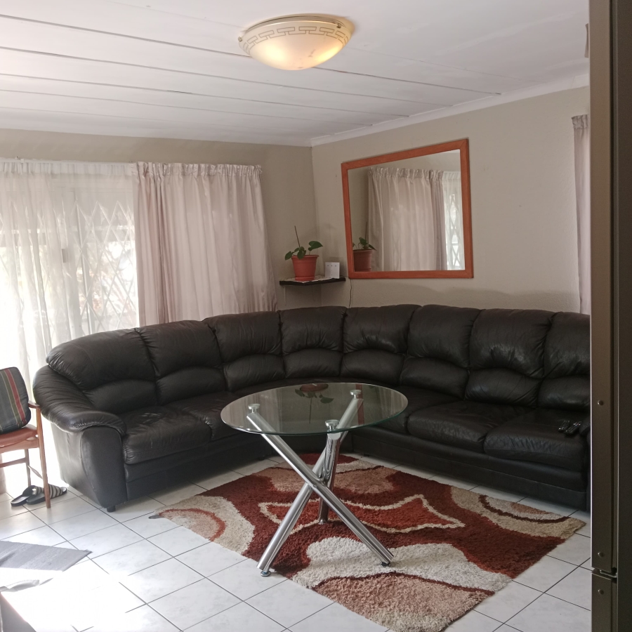 2 Bedroom Property for Sale in Noordwyk Gauteng