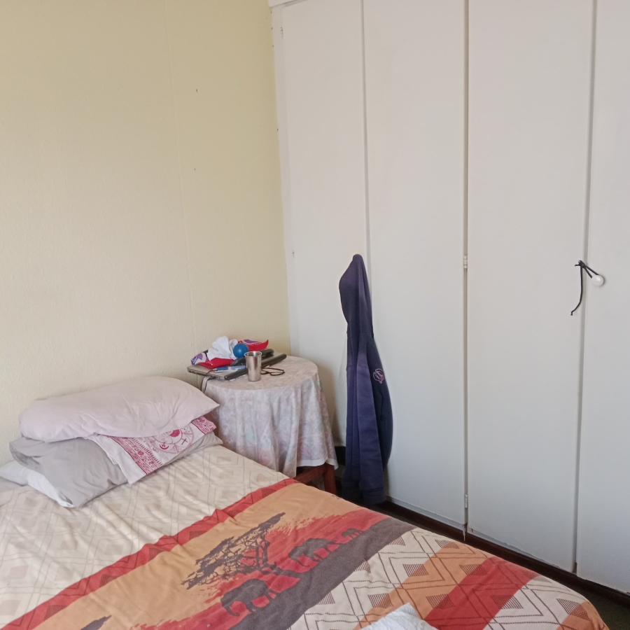 2 Bedroom Property for Sale in Noordwyk Gauteng