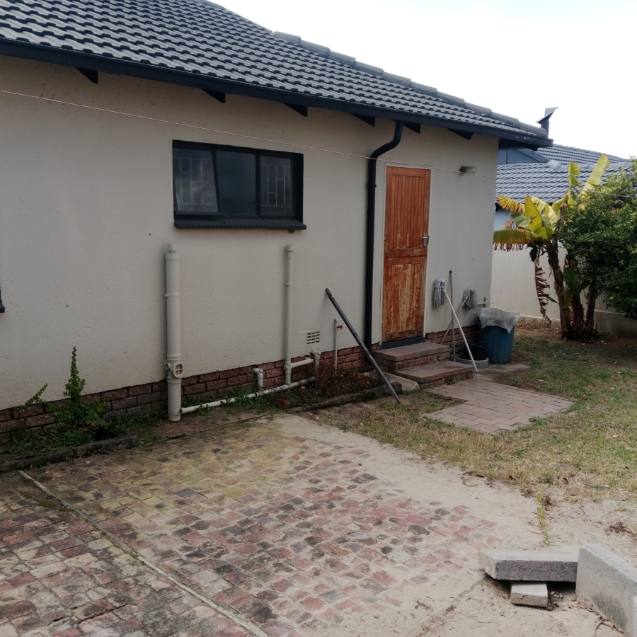 2 Bedroom Property for Sale in Noordwyk Gauteng