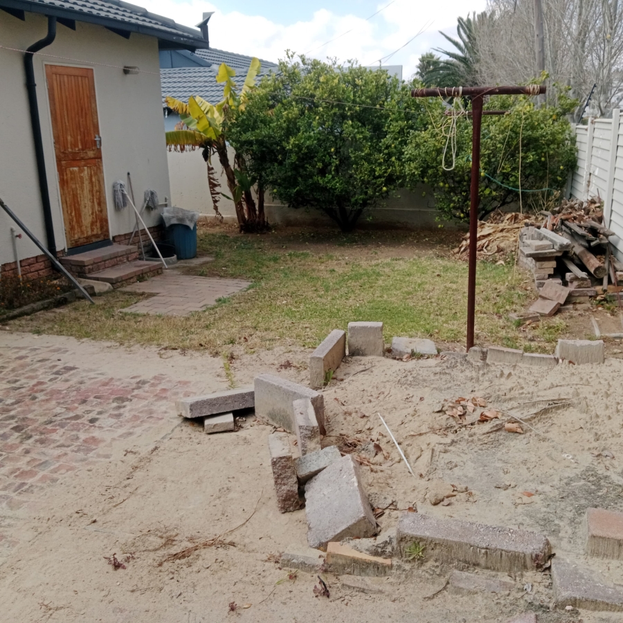 2 Bedroom Property for Sale in Noordwyk Gauteng