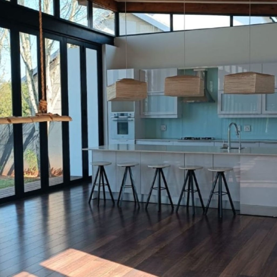 4 Bedroom Property for Sale in Midstream Ridge Gauteng