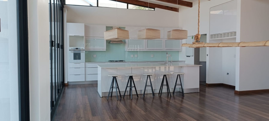 4 Bedroom Property for Sale in Midstream Ridge Gauteng