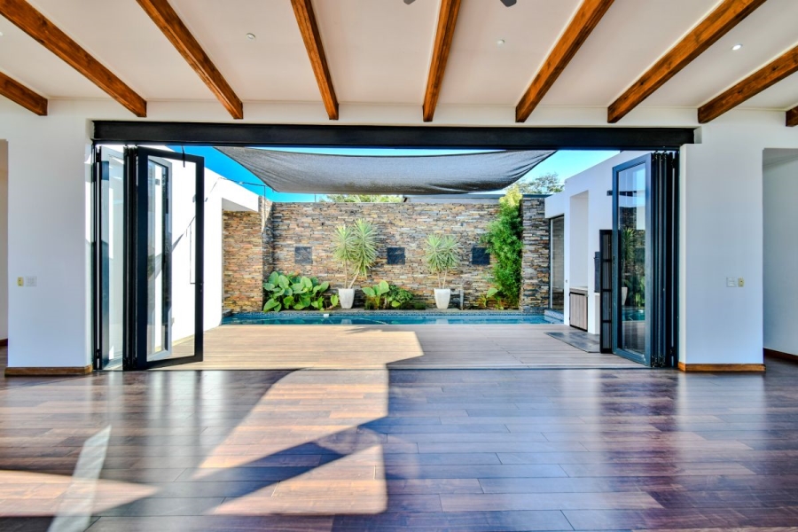 4 Bedroom Property for Sale in Midstream Ridge Gauteng