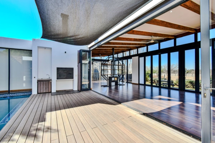 4 Bedroom Property for Sale in Midstream Ridge Gauteng