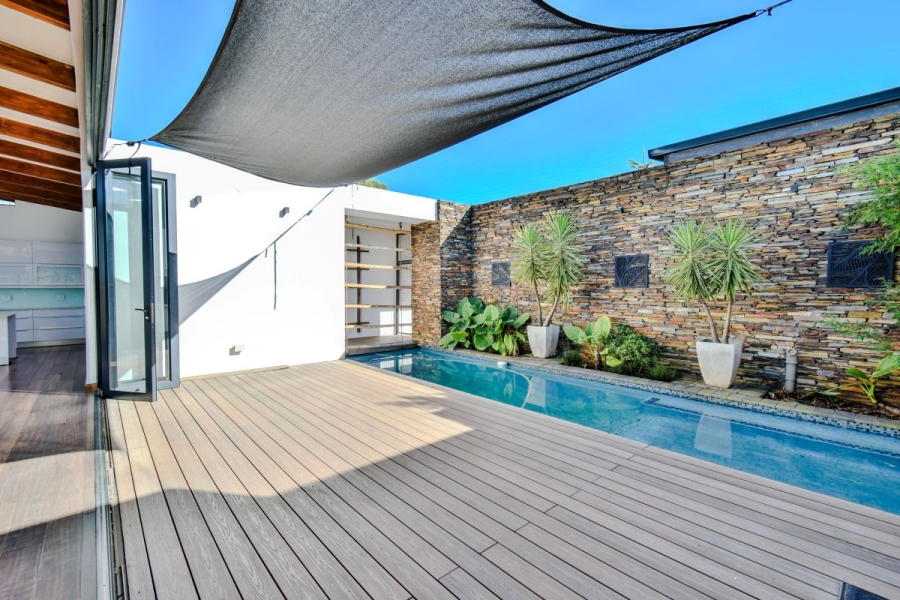 4 Bedroom Property for Sale in Midstream Ridge Gauteng