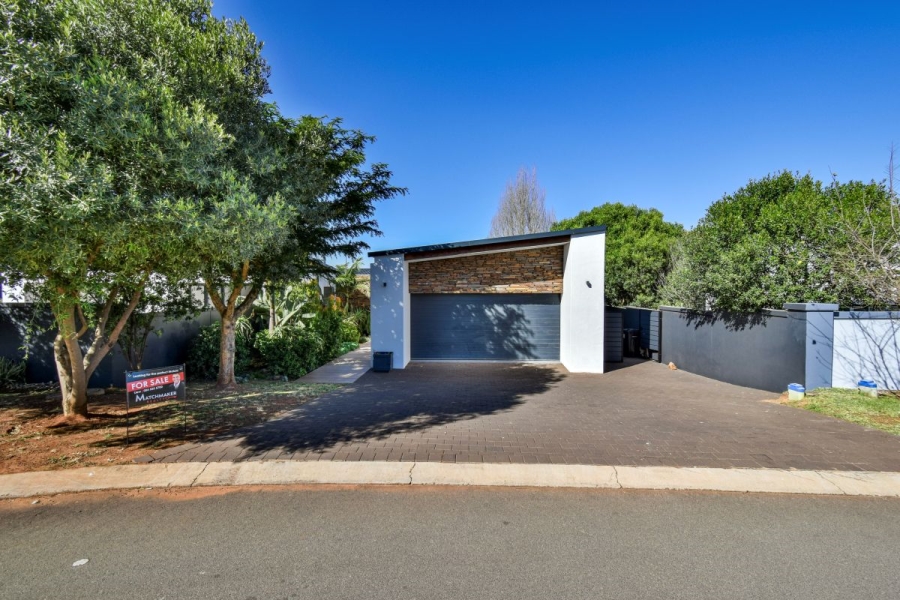 4 Bedroom Property for Sale in Midstream Ridge Gauteng